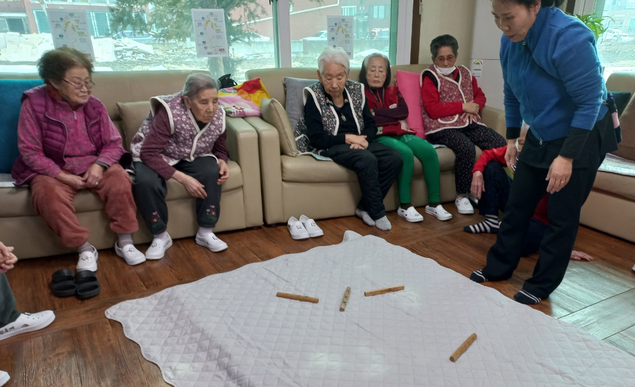 윷놀이1.jpg